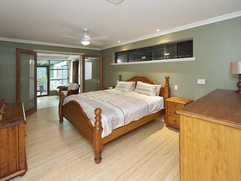 6 Indiana Parade, Singleton WA 6175