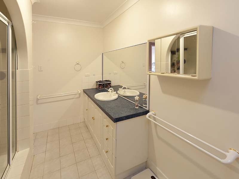 6 Indiana Parade, Singleton WA 6175