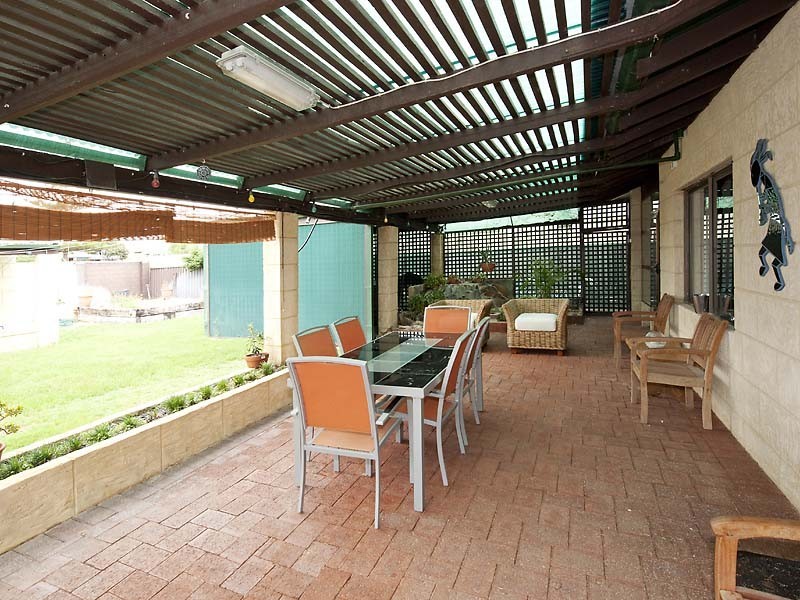 6 Indiana Parade, Singleton WA 6175