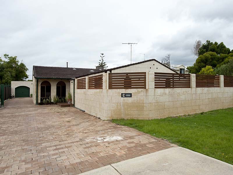 6 Indiana Parade, Singleton WA 6175