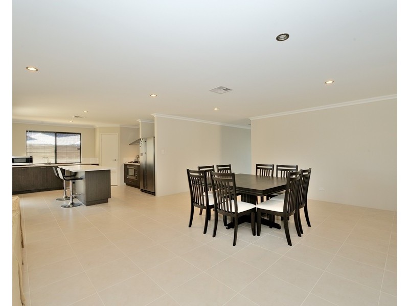 42 Makybe Drv, Baldivis WA 6171