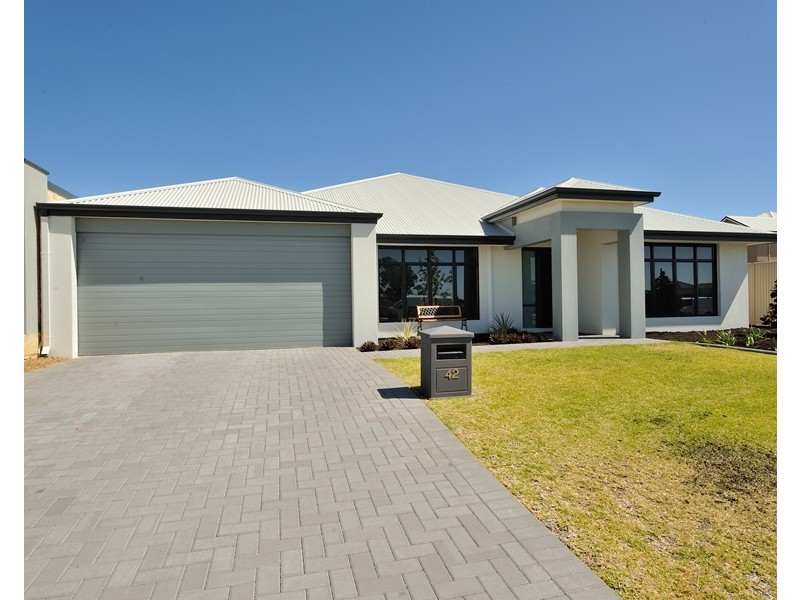42 Makybe Drv, Baldivis WA 6171