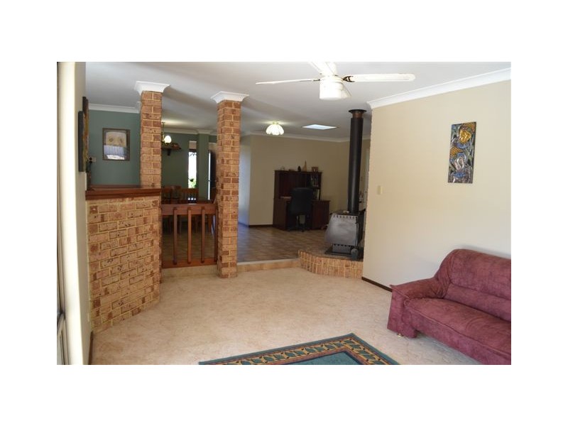 23 Clovelly Way, Warnbro WA 6169