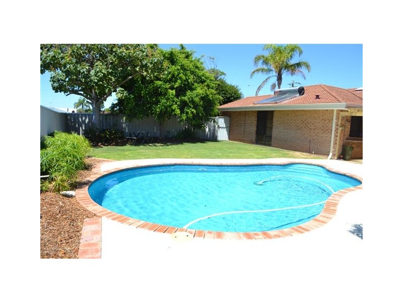 23 Clovelly Way, Warnbro WA 6169