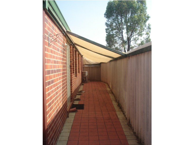 6 Dunlowe Loop, Warnbro WA 6169