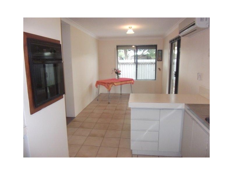 28 Mataitai Loop, Cooloongup WA 6168