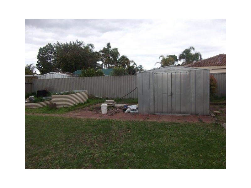 28 Mataitai Loop, Cooloongup WA 6168
