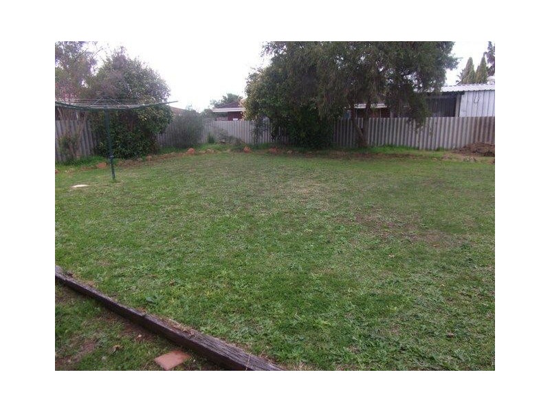 28 Mataitai Loop, Cooloongup WA 6168