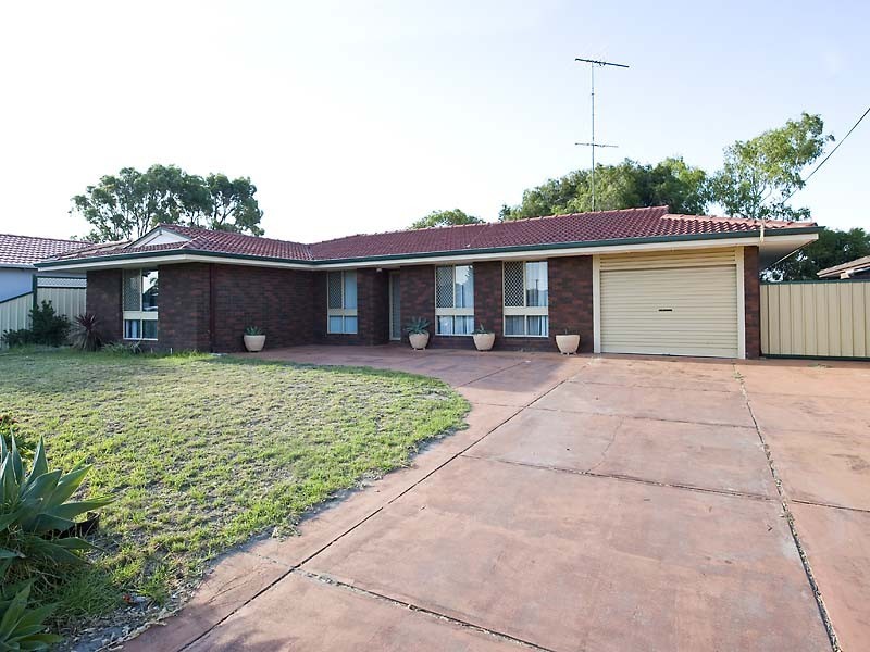 6 Warner Lane, Rockingham WA 6168