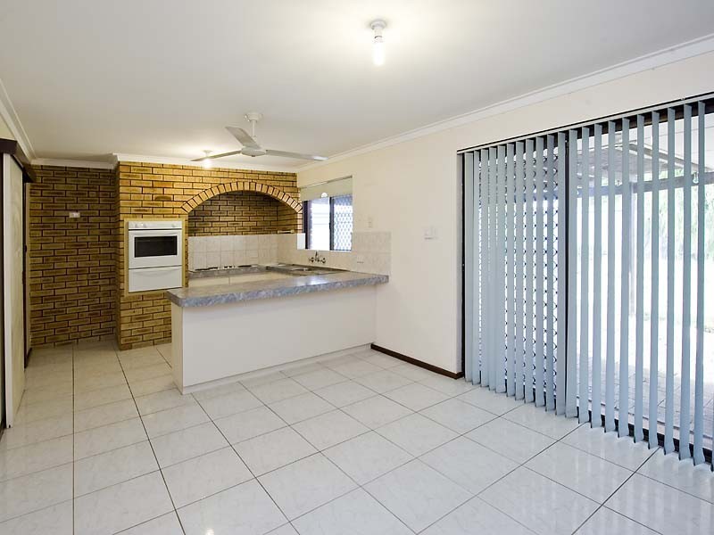 6 Warner Lane, Rockingham WA 6168