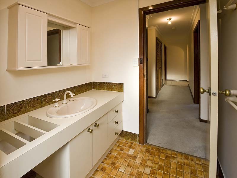 6 Warner Lane, Rockingham WA 6168