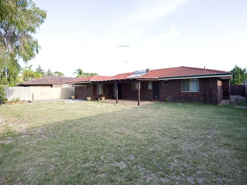 6 Warner Lane, Rockingham WA 6168