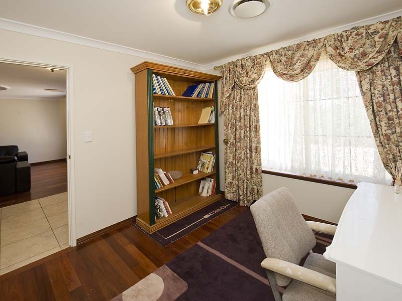 7 Ironmonger Court, Wellard WA 6170