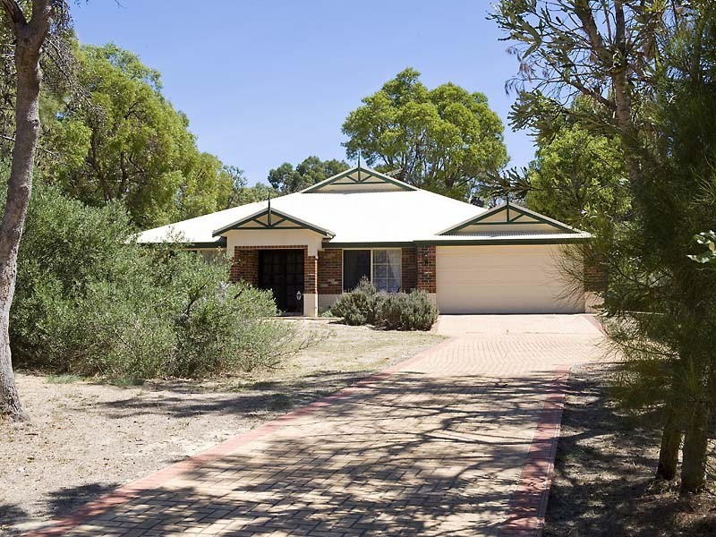 7 Ironmonger Court, Wellard WA 6170