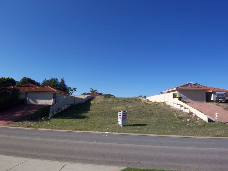 76 Cuthbertson Drive, Cooloongup WA 6168