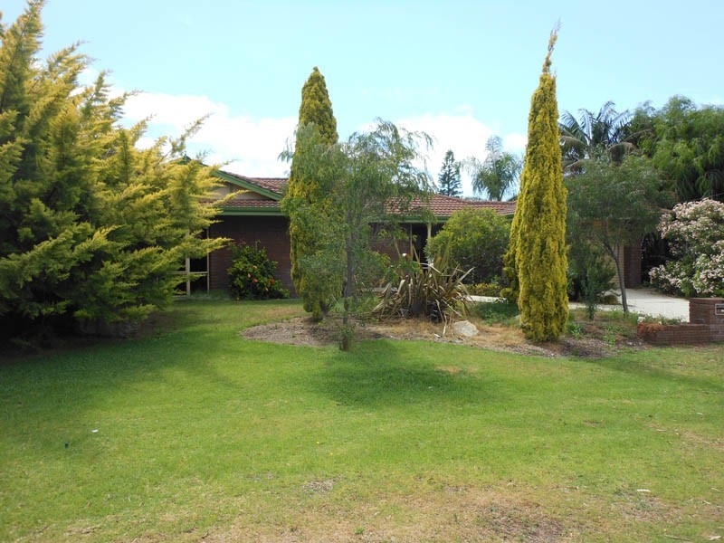 91 Fendam Street, Warnbro WA 6169