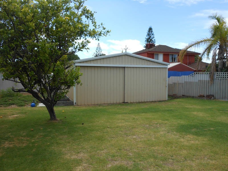 91 Fendam Street, Warnbro WA 6169
