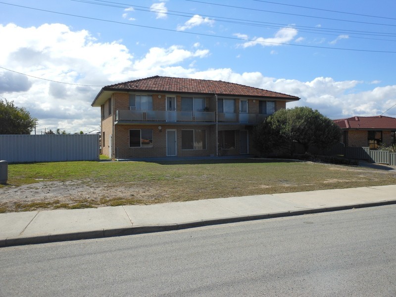 35 Tropicana Way, Safety Bay WA 6169