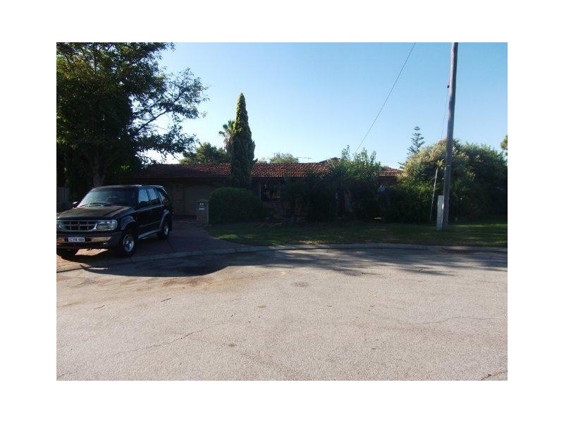 9 Clennett Close, Cooloongup WA 6168