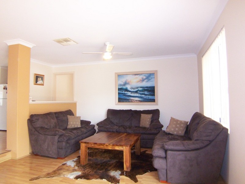 24 Trafalgar Gardens, Port Kennedy WA 6172