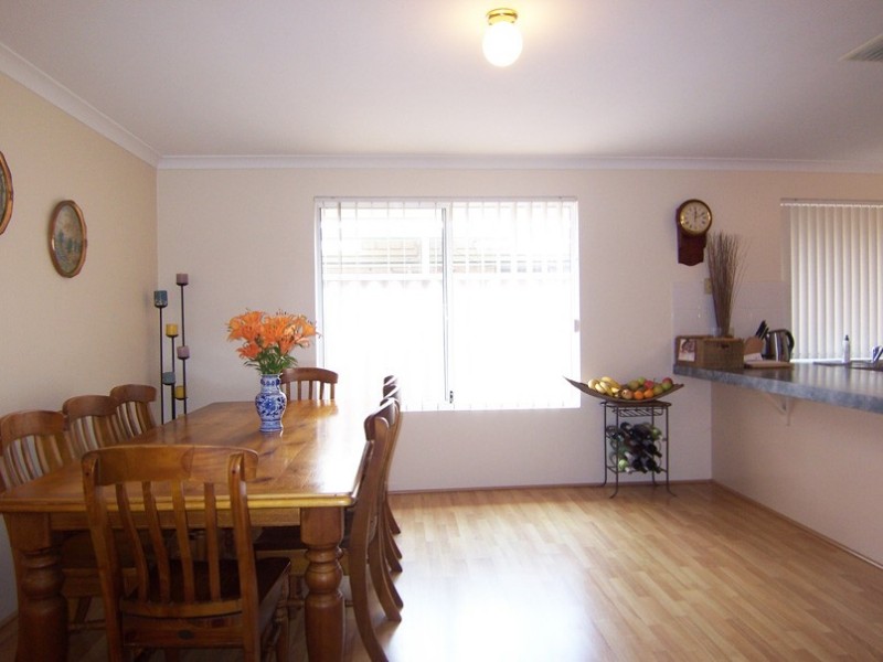 24 Trafalgar Gardens, Port Kennedy WA 6172