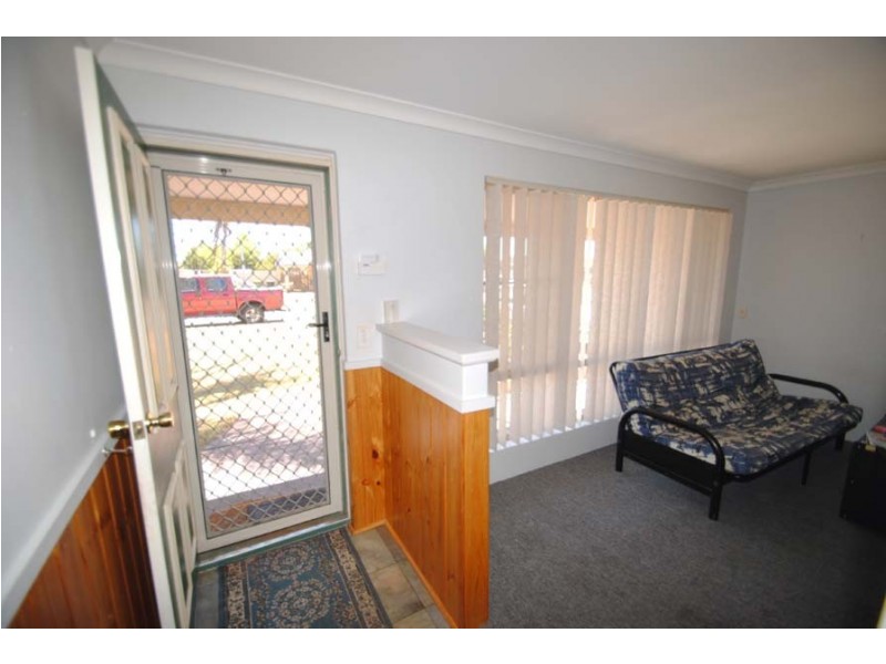 3 Nurrari Close, Waikiki WA 6169