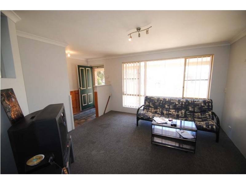 3 Nurrari Close, Waikiki WA 6169