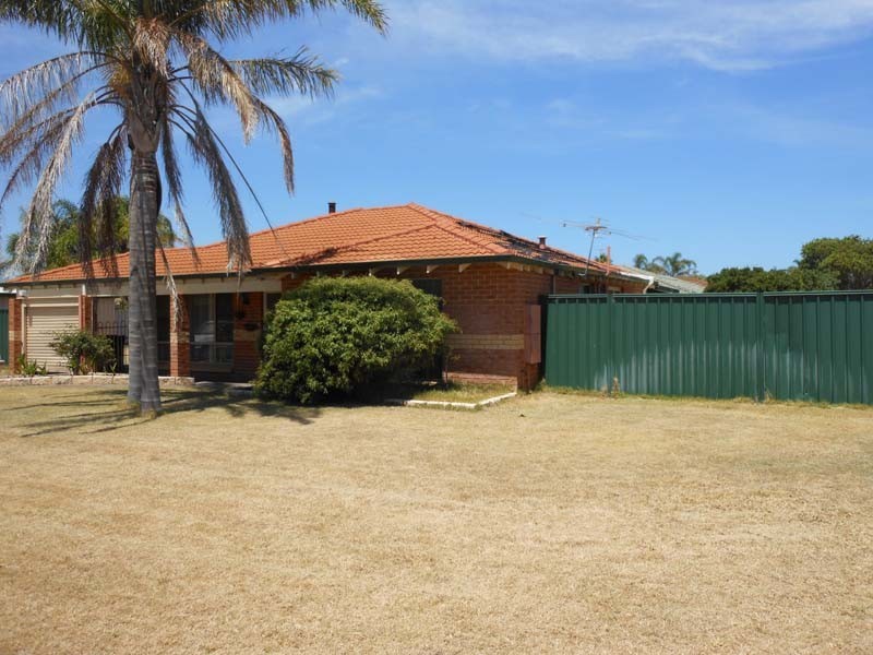 3 Nurrari Close, Waikiki WA 6169