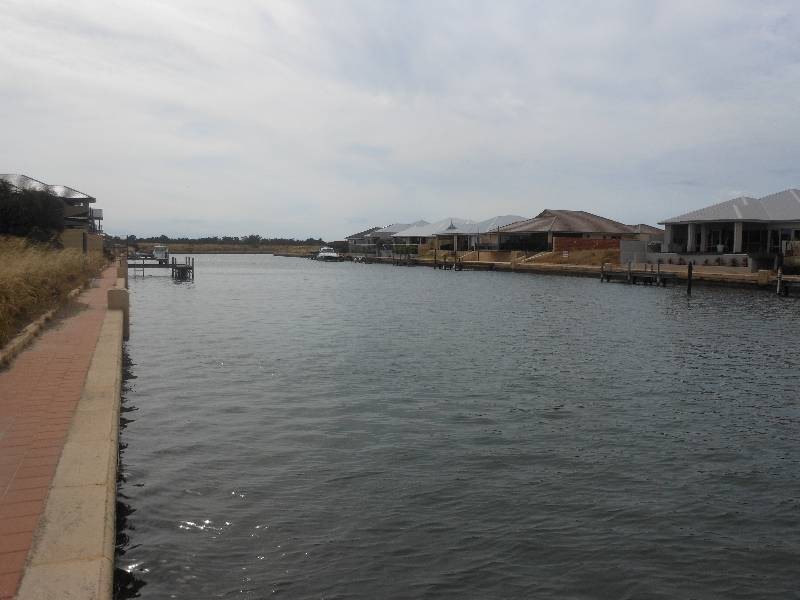 53 Katinka Retreat, Dudley Park WA 6210