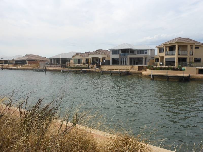 53 Katinka Retreat, Dudley Park WA 6210