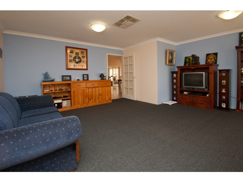 21 Belmez Turn, Port Kennedy WA 6172