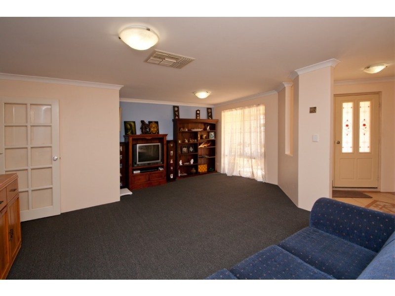 21 Belmez Turn, Port Kennedy WA 6172