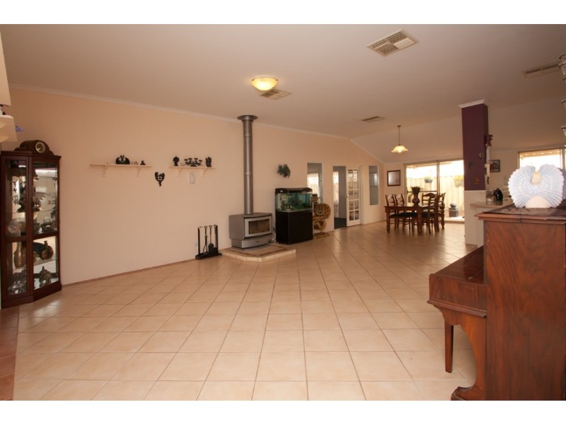 21 Belmez Turn, Port Kennedy WA 6172