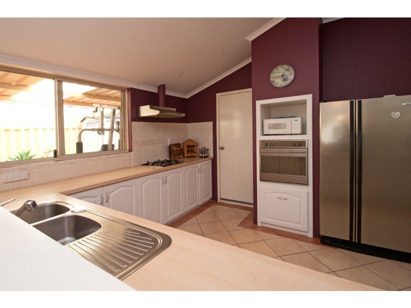 21 Belmez Turn, Port Kennedy WA 6172