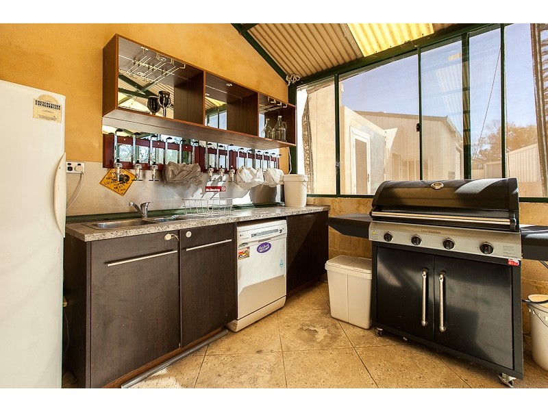 44 Rae Road, Safety Bay WA 6169