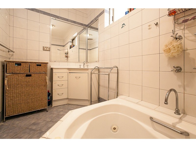 44 Rae Road, Safety Bay WA 6169