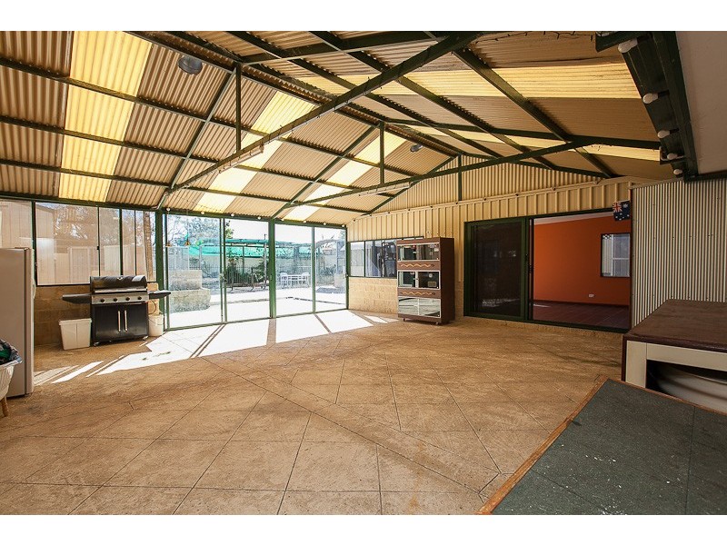 44 Rae Road, Safety Bay WA 6169