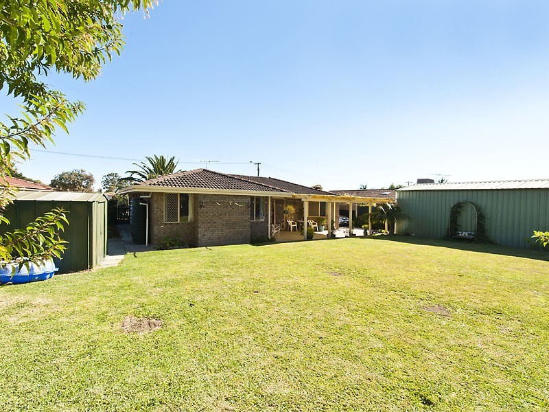 38 Campbell Way, Rockingham WA 6168