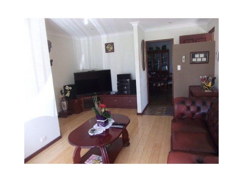 18 Murchison Road, Cooloongup WA 6168