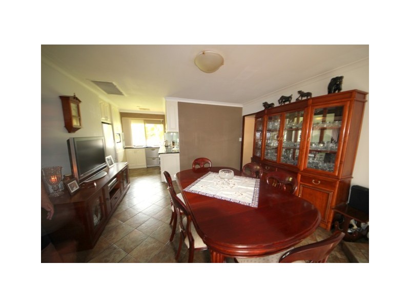 18 Murchison Road, Cooloongup WA 6168