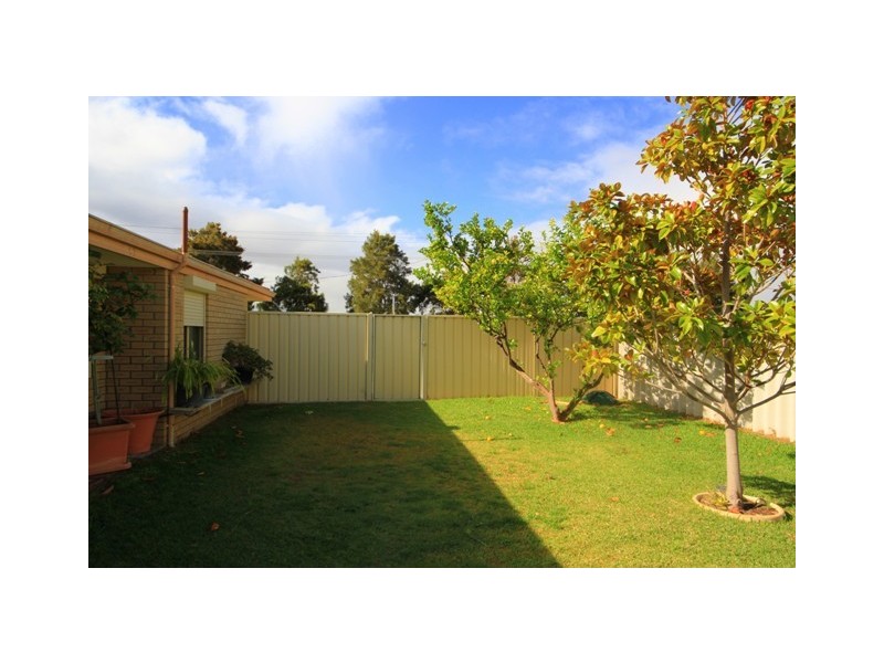 18 Murchison Road, Cooloongup WA 6168