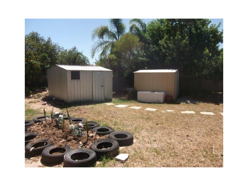 7 Clennett Close, Cooloongup WA 6168