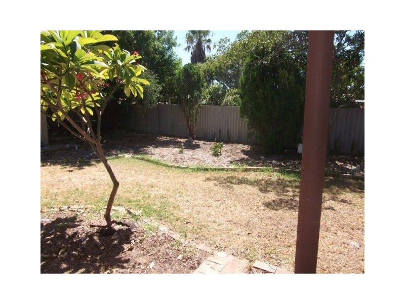 7 Clennett Close, Cooloongup WA 6168