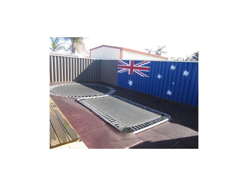 4 Meridian Mews, Waikiki WA 6169