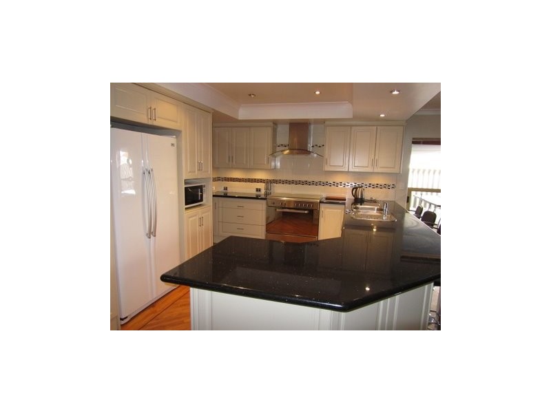 4 Meridian Mews, Waikiki WA 6169