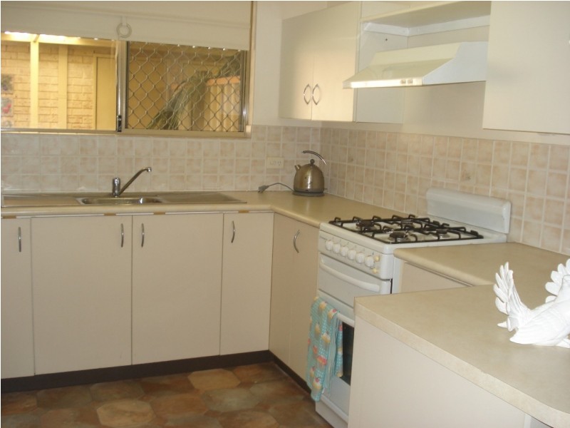 28/27 Goongarrie Drive, Cooloongup WA 6168