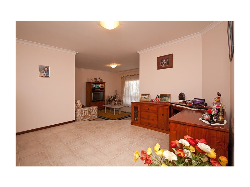 8 Griggs Way, Rockingham WA 6168