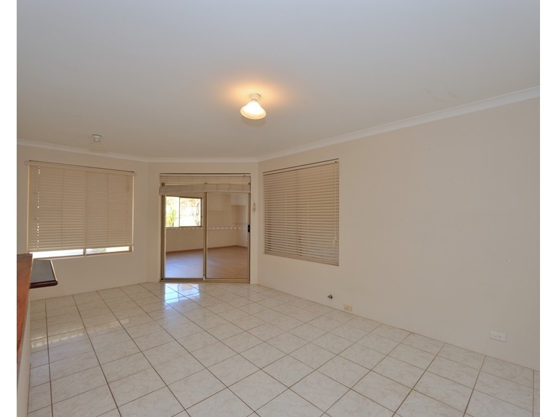 11 Windale Place, Cooloongup WA 6168