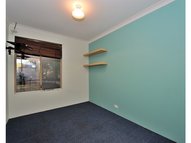 11 Windale Place, Cooloongup WA 6168