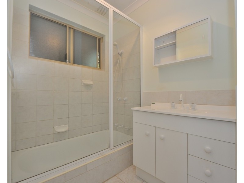 11 Windale Place, Cooloongup WA 6168